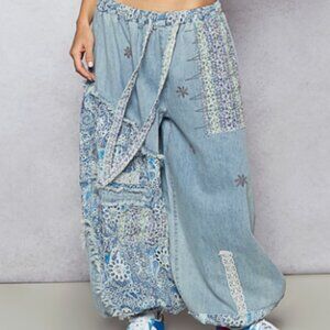 246. Patchwork relaxed fit jogger pants in twill.